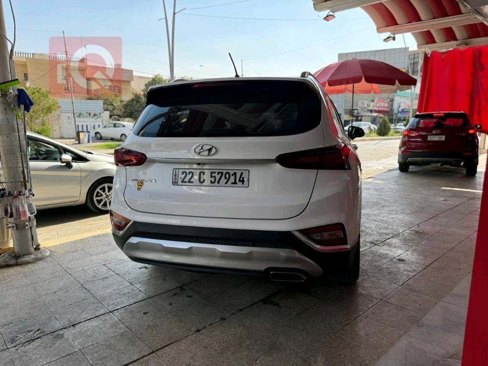 هيونداي سانتافي